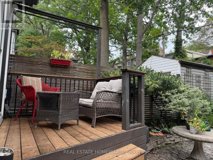 61 NORMANDY BOULEVARD, Toronto (Woodbine Corridor), Ontario, M4L3K4