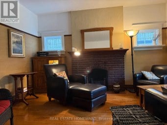 61 NORMANDY BOULEVARD Toronto (Woodbine Corridor) Ontario photo 3