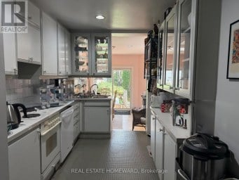 61 NORMANDY BOULEVARD Toronto (Woodbine Corridor) Ontario photo 8