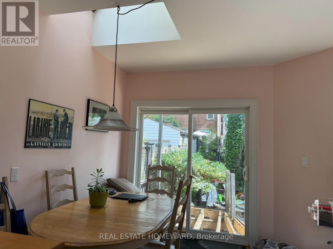 61 NORMANDY BOULEVARD, Toronto (Woodbine Corridor), Ontario, M4L3K4