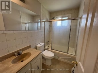 3 - 86 BROCK STREET E Oshawa (O'Neill) Ontario photo 7
