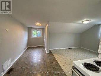 1 - 169 MARY STREET N Oshawa (O'Neill) Ontario photo 9