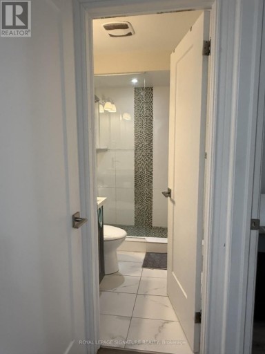 BSMT - 25 WESTBOURNE AVENUE, Toronto (Clairlea-Birchmount), Ontario, M1L2Y1
