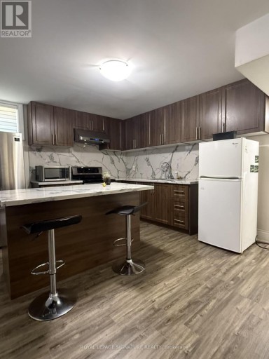 BSMT - 25 WESTBOURNE AVENUE, Toronto (Clairlea-Birchmount), Ontario, M1L2Y1