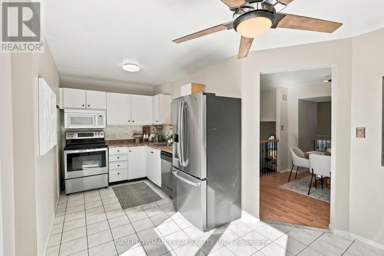 81 - 1133 RITSON ROAD N, Oshawa (Centennial), Ontario, L1G7T3