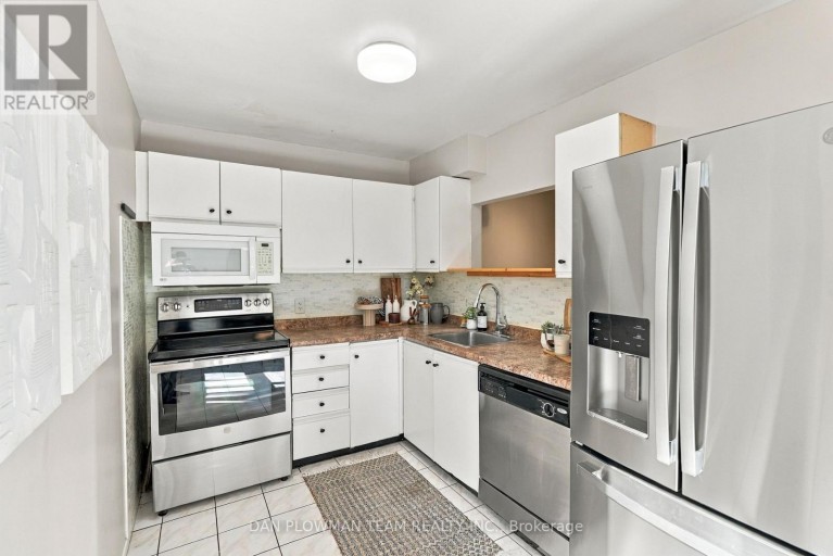 81 - 1133 RITSON ROAD N, Oshawa (Centennial), Ontario, L1G7T3
