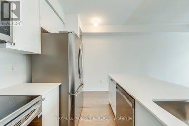 446 SALEM ROAD S Ajax (South East) Ontario photo 22