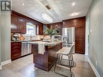 MAIN& 2 - 205 LONDON ROAD Newmarket (Bristol-London) Ontario photo 7