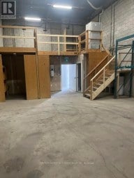 13 - 40 PIPPIN ROAD Vaughan (Concord) Ontario photo 6