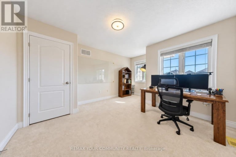 62 JEWEL HOUSE LANE, Barrie (Innis-Shore), Ontario, L4N8J7