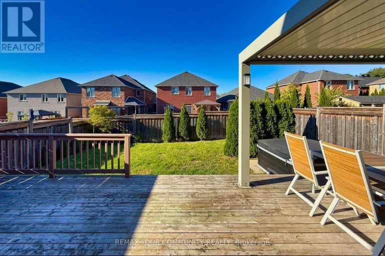 62 JEWEL HOUSE LANE, Barrie (Innis-Shore), Ontario, L4N8J7