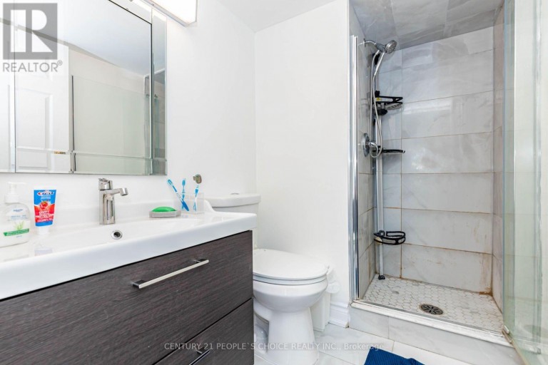 1015 - 250 WEBB DRIVE, Mississauga (City Centre), Ontario, L5B3Z4