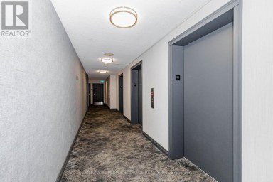 1015 - 250 WEBB DRIVE Mississauga (City Centre) Ontario photo 7