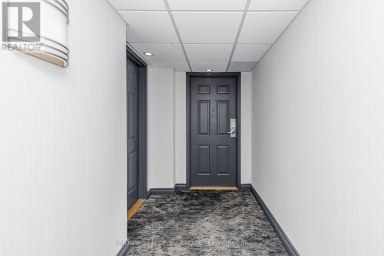 1015 - 250 WEBB DRIVE Mississauga (City Centre) Ontario photo 8