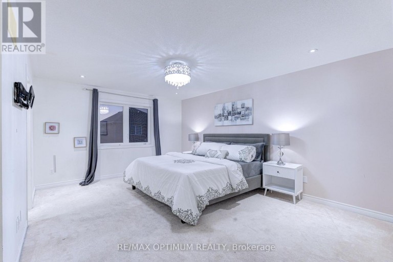 42 DOCKSIDE COURT, Brampton (Sandringham-Wellington), Ontario, L6Z0G3