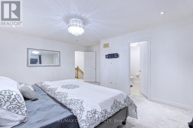42 DOCKSIDE COURT Brampton (Sandringham-Wellington) Ontario photo 32