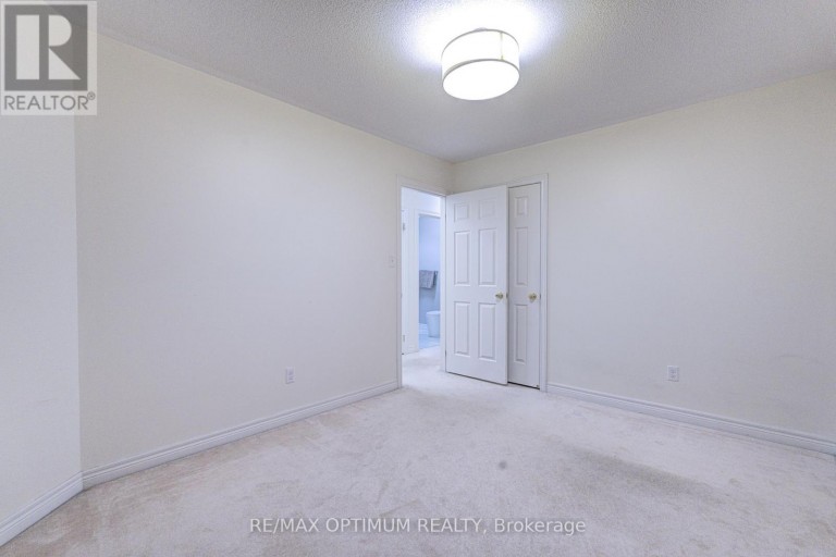 42 DOCKSIDE COURT, Brampton (Sandringham-Wellington), Ontario, L6Z0G3