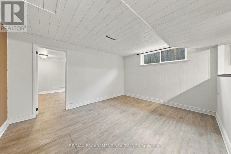 433 BELVENIA ROAD, Burlington (Shoreacres), Ontario, L7L1T2
