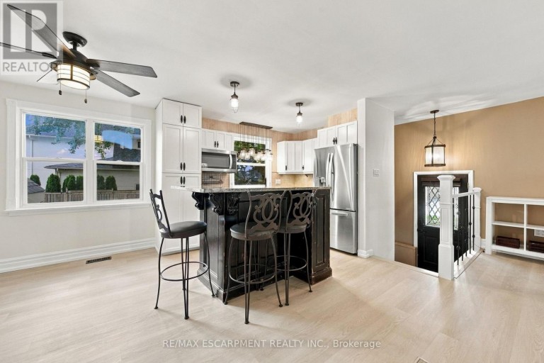 433 BELVENIA ROAD, Burlington (Shoreacres), Ontario, L7L1T2