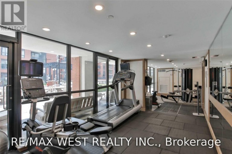 443 - 36 VIA BAGNATO, Toronto (Yorkdale-Glen Park), Ontario, M6A1C3