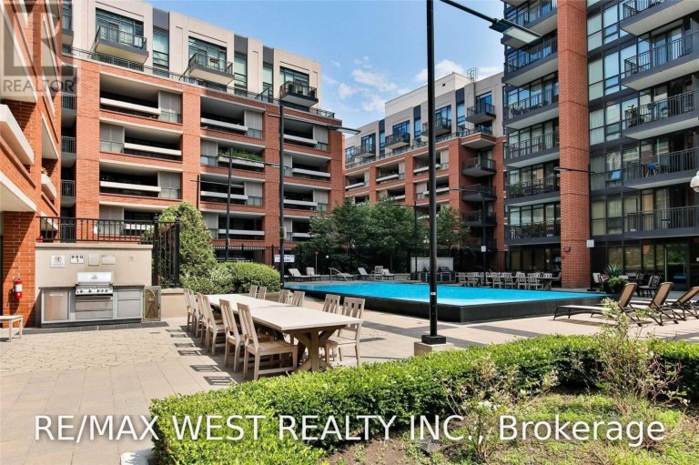 443 - 36 VIA BAGNATO, Toronto (Yorkdale-Glen Park), Ontario, M6A1C3
