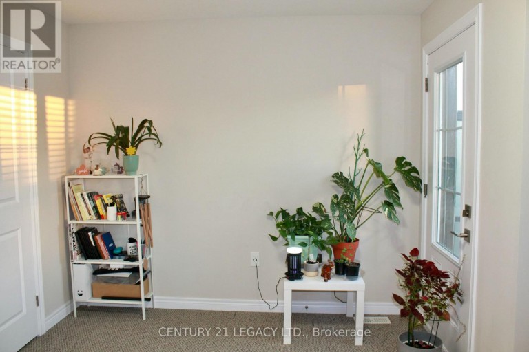 54 - 445 ONTARIO STREET E, Milton (TM Timberlea), Ontario, L9T9K3