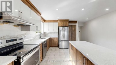 15 GAINSBOROUGH ROAD Brampton (Northgate) Ontario photo 3