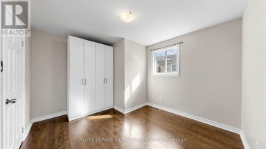 15 GAINSBOROUGH ROAD Brampton (Northgate) Ontario photo 7