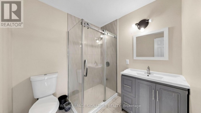 15 GAINSBOROUGH ROAD, Brampton (Northgate), Ontario, L6S1X2