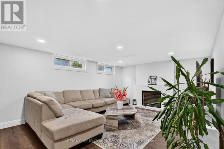 92 BEAVER BEND CRESCENT, Toronto (Eringate-Centennial-West Deane), Ontario, M9B5R6