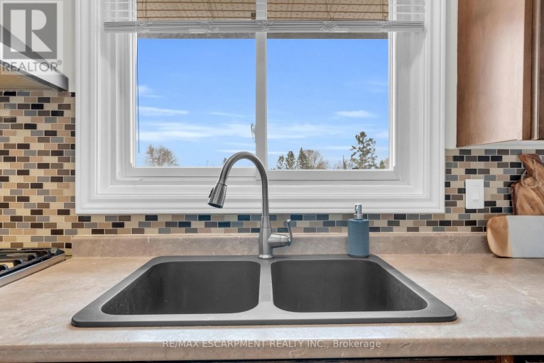 21 KIDD AVENUE, Quinte West (Trenton Ward), Ontario, K8V2C6