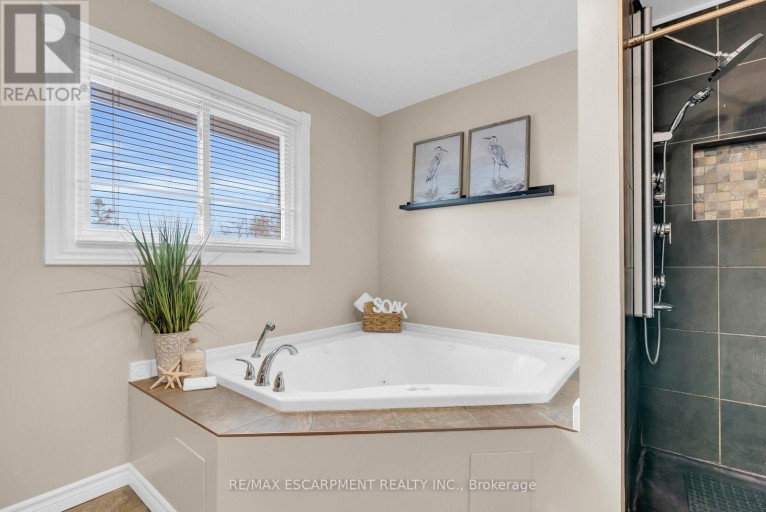 21 KIDD AVENUE, Quinte West (Trenton Ward), Ontario, K8V2C6
