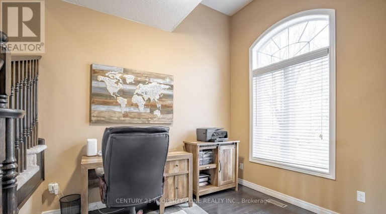 37 - 6 ATESSA DRIVE, Hamilton (Orkney), Ontario, L9B0C6