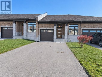 58 LEDGEROCK COURT Quinte West (Sidney Ward) Ontario photo 2