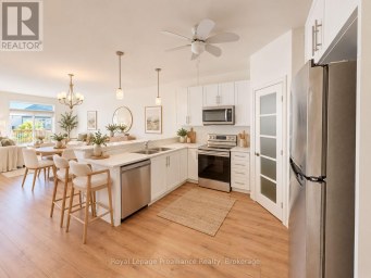 58 LEDGEROCK COURT Quinte West (Sidney Ward) Ontario photo 3