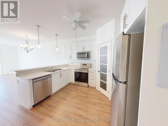 58 LEDGEROCK COURT Quinte West (Sidney Ward) Ontario photo 4