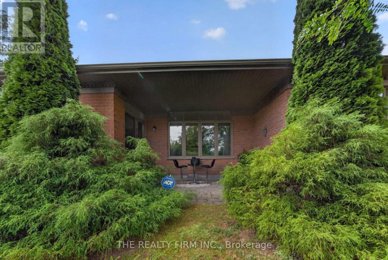 5 - 50 NORTHUMBERLAND ROAD, London North (North L), Ontario, N6H5J2