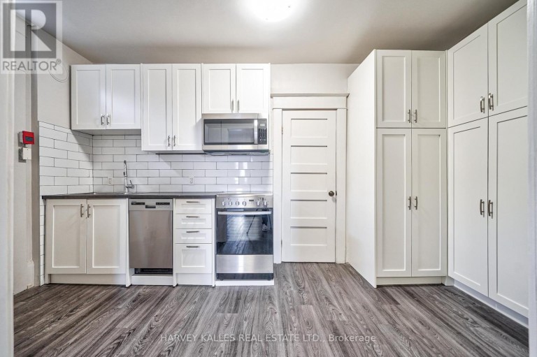 3 - 1074 ST CLAIR AVENUE W, Toronto (Oakwood Village), Ontario, M6E3H3