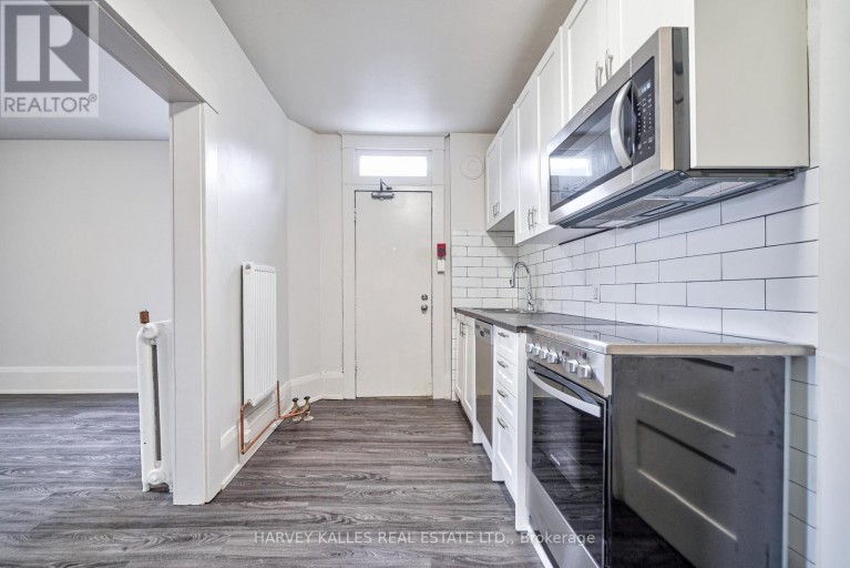 3 - 1074 ST CLAIR AVENUE W, Toronto (Oakwood Village), Ontario, M6E3H3