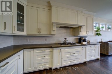 101 STANLEY STREET Collingwood Ontario photo 21