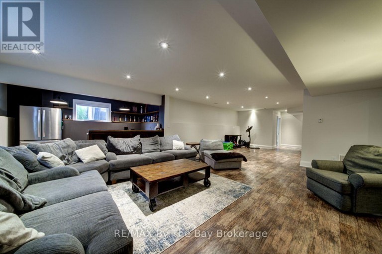 101 STANLEY STREET, Collingwood, Ontario, L9Y0G3