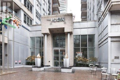 1642 - 250 WELLINGTON STREET W Toronto (Waterfront Communities) Ontario photo 1