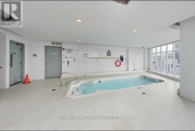 1642 - 250 WELLINGTON STREET W Toronto (Waterfront Communities) Ontario photo 13