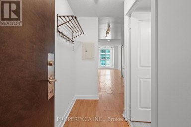 915 - 50 LYNN WILLIAMS STREET Toronto (Niagara) Ontario photo 2