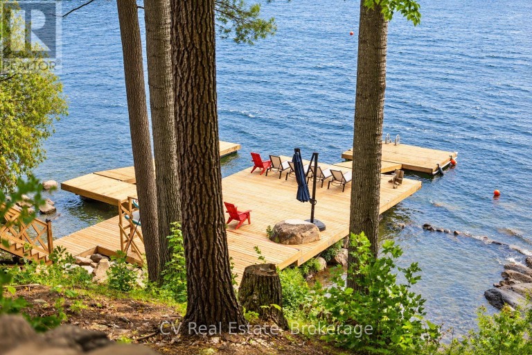 1009 DONALDSON STREET, Lake of Bays (Ridout), Ontario, P0A1E0