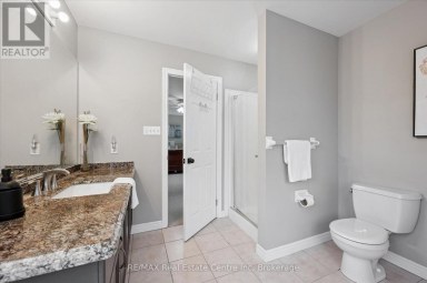 7 HARDY STREET Guelph (St. George's) Ontario photo 21