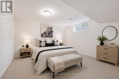 7 HARDY STREET Guelph (St. George's) Ontario photo 30