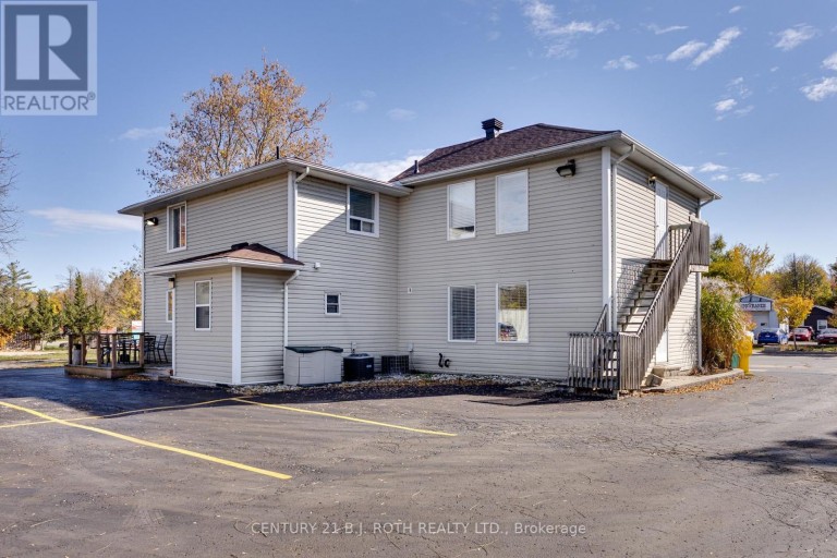 888 INNISFIL BEACH ROAD, Innisfil (Alcona), Ontario, L9S2C2