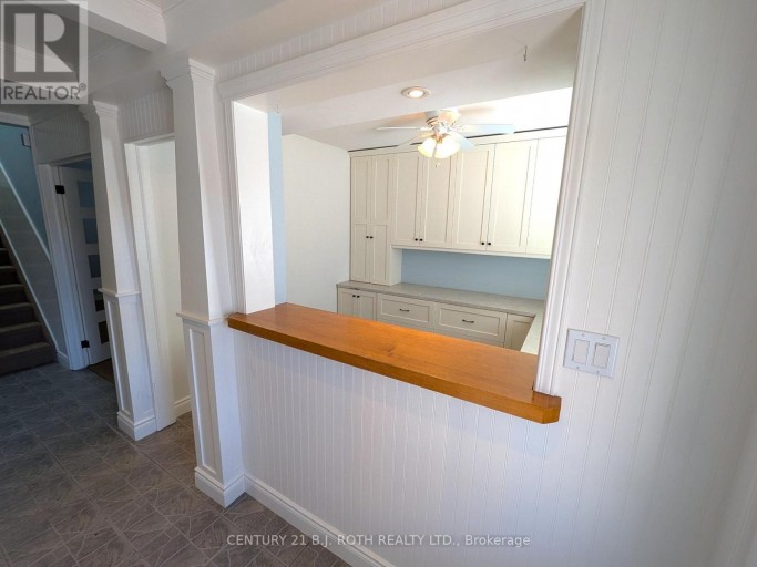 888 INNISFIL BEACH ROAD, Innisfil (Alcona), Ontario, L9S2C2