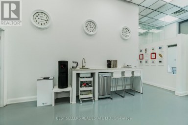 150 - 4 ROBERT SPECK PARKWAY Mississauga (City Centre) Ontario photo 14